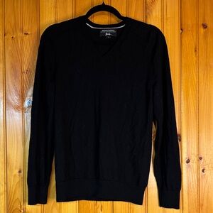 Banana Republic Italian Merino Wool Yarn By Baruffa Black V-Neck Sweater